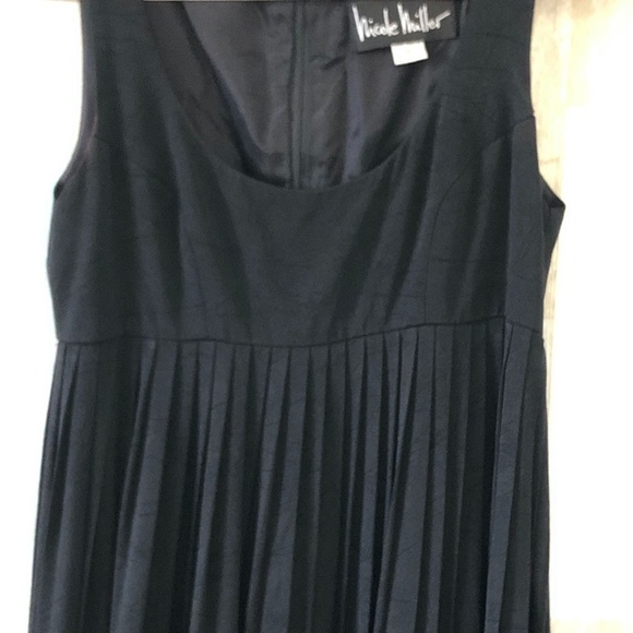 Nicole Miller Pleated Chiffon Dress - Retro Whimsigoth - Picture 9 of 11